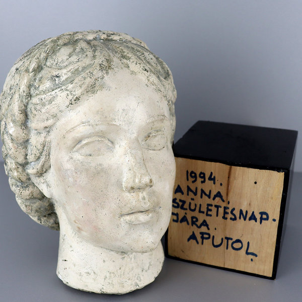 Kopf der Aphrodite aus Gips